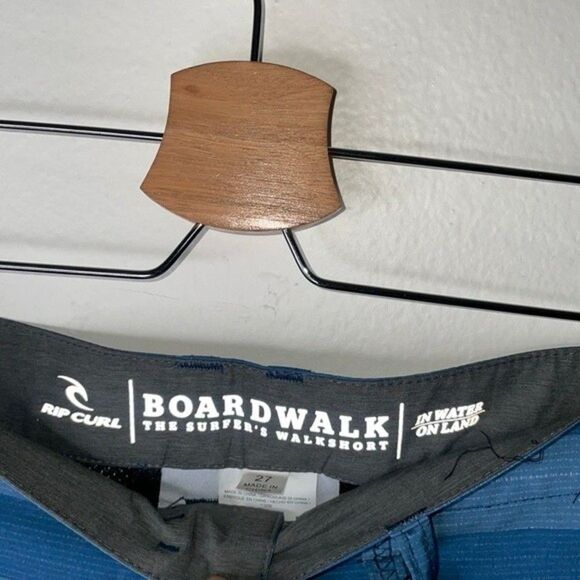 Rip Curl Boardwalk Shorts Size 27 - Picture 5 of 5